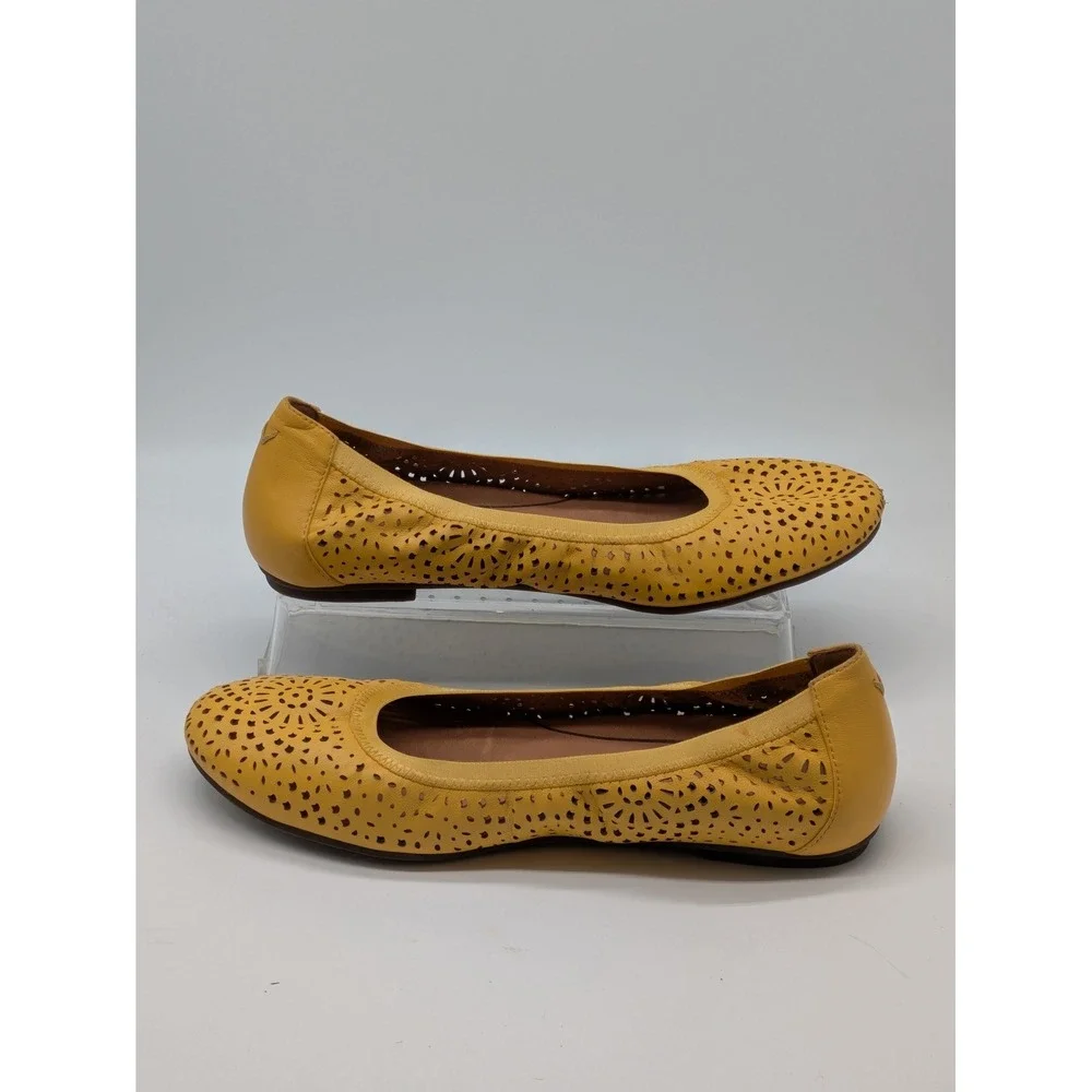 Vionic Robyn Women's 8M Yellow Leather Laser Cut Ballet Flats Slip On Comfort